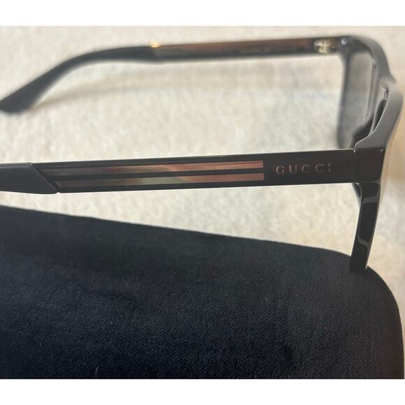 Brand New Gucci Sunglasses - GG0687S 002 Size 57-17-145 - Picture 3 of 7